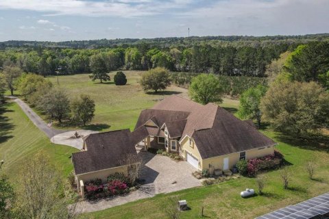 Villa ou maison à vendre à Alachua, Floride: 4 chambres, 320.88 m2 № 2214093 - photo 2