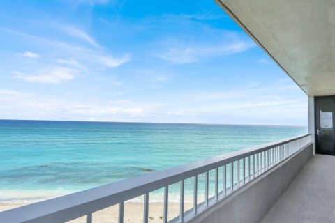 Condo in Riviera Beach, Florida, 2 bedrooms  № 2190757 - photo 28