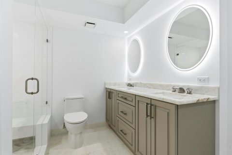 Condo in Riviera Beach, Florida, 2 bedrooms  № 2190757 - photo 21