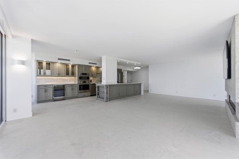 Condo in Riviera Beach, Florida, 2 bedrooms  № 2190757 - photo 6