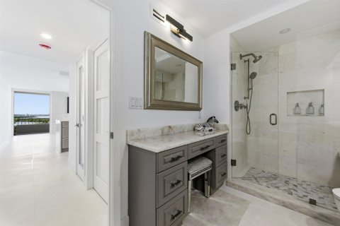 Condo in Riviera Beach, Florida, 2 bedrooms  № 2190757 - photo 27