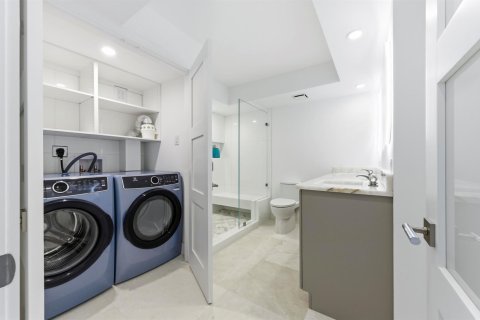 Condo in Riviera Beach, Florida, 2 bedrooms  № 2190757 - photo 19
