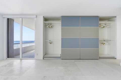 Condo in Riviera Beach, Florida, 2 bedrooms  № 2190757 - photo 15