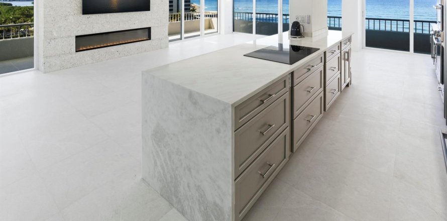 Condo in Riviera Beach, Florida, 2 bedrooms  № 2190757