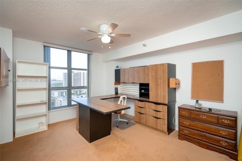 Copropriété à louer à Aventura, Floride: 3 chambres, 157.38 m2 № 2047754 - photo 22