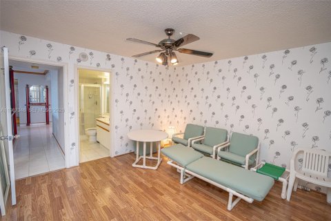 Copropriété à louer à Aventura, Floride: 3 chambres, 157.38 m2 № 2047754 - photo 10