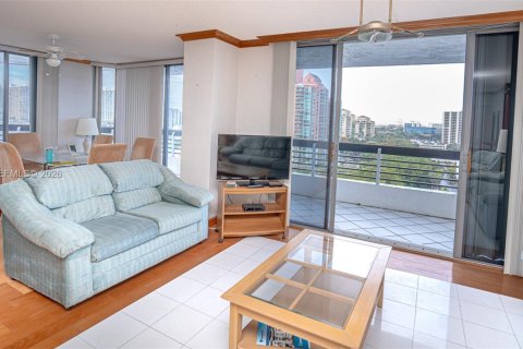 Copropriété à louer à Aventura, Floride: 3 chambres, 157.38 m2 № 2047754 - photo 7