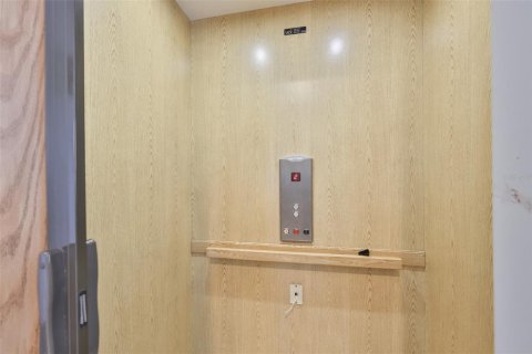 Copropriété à vendre à Sun City Center, Floride: 3 chambres, 230.58 m2 № 2149794 - photo 8