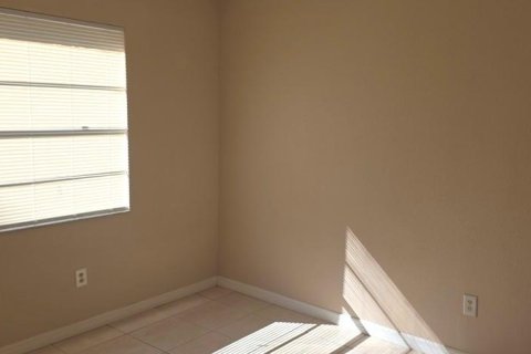 Duplex à vendre à Winter Park, Floride: 3 chambres, 111.2 m2 № 2330371 - photo 9