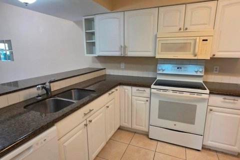 Duplex à vendre à Winter Park, Floride: 3 chambres, 111.2 m2 № 2330371 - photo 8