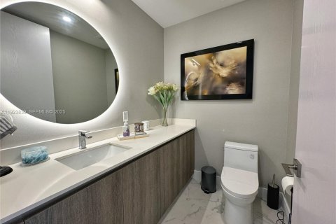 Снять в аренду квартиру в Санни-Айлс-Бич, Флорида 3 спальни, 195.09м2, № 1982880 - фото 10