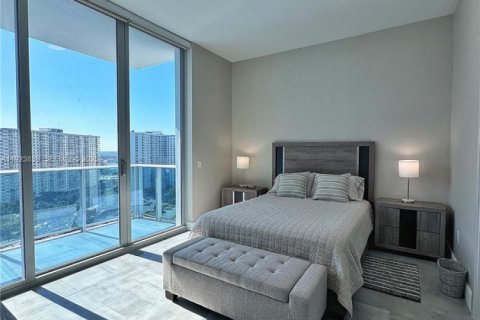 Снять в аренду квартиру в Санни-Айлс-Бич, Флорида 3 спальни, 195.09м2, № 1982880 - фото 11