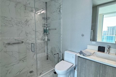 Снять в аренду квартиру в Санни-Айлс-Бич, Флорида 3 спальни, 195.09м2, № 1982880 - фото 13