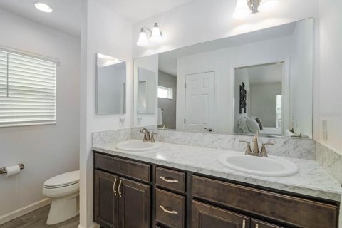 Casa en alquiler en The Villages, Florida, 3 dormitorios, 145.76 m2 № 1837126 - foto 13