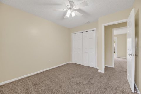 House in Tampa, Florida 3 bedrooms, 110 sq.m. № 2221955 - photo 21