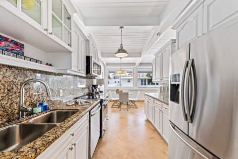 Casa en venta en Fort Lauderdale, Florida, 5 dormitorios, 384.62 m2 № 2169572 - foto 6