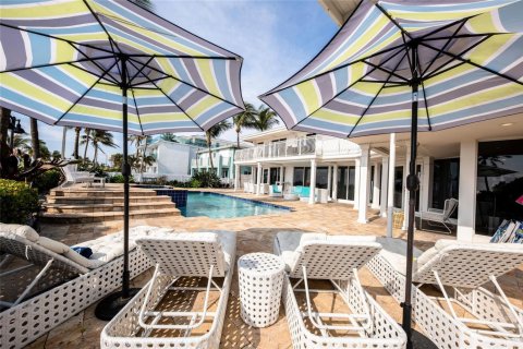 Casa en venta en Fort Lauderdale, Florida, 5 dormitorios, 384.62 m2 № 2169572 - foto 25