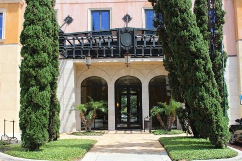 Commercial property in Orlando, Florida 214.33 sq.m. № 2214244
