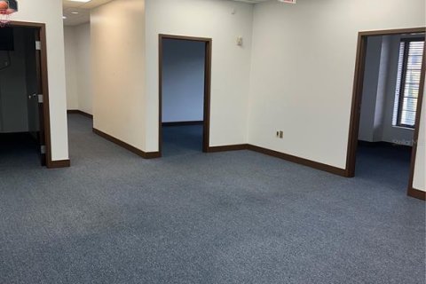 Commercial property in Orlando, Florida 214.33 sq.m. № 2214244 - photo 8
