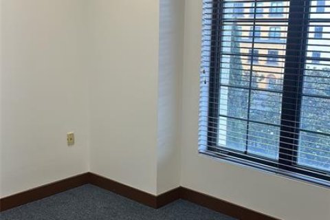 Commercial property in Orlando, Florida 214.33 sq.m. № 2214244 - photo 12