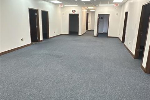 Commercial property in Orlando, Florida 214.33 sq.m. № 2214244 - photo 9