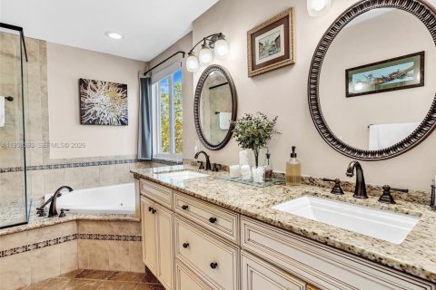 House in Margate, Florida 4 bedrooms, 196.02 sq.m. № 1996850 - photo 23