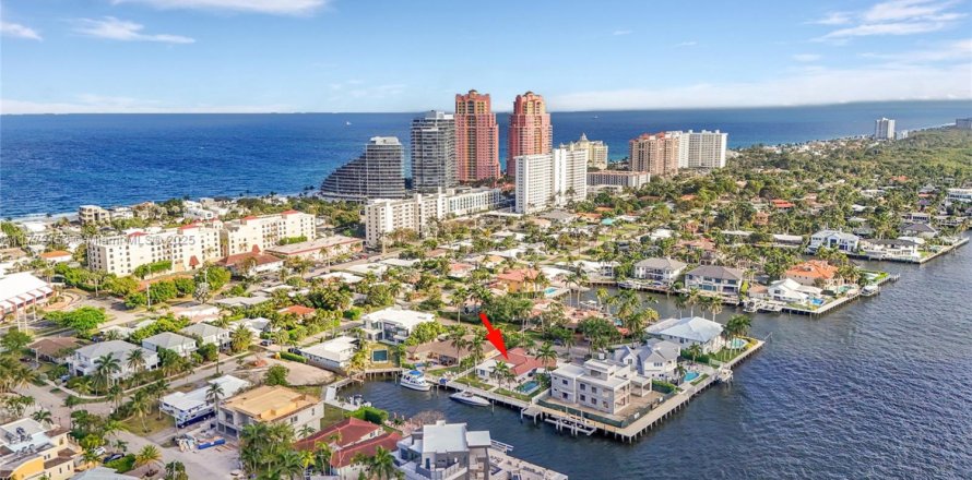 Villa ou maison à Fort Lauderdale, Floride 5 chambres, 268.3 m2 № 1939853