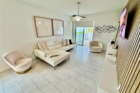 Casa en alquiler en Clermont, Florida, 4 dormitorios, 153.66 m2 № 1848042 - foto 12
