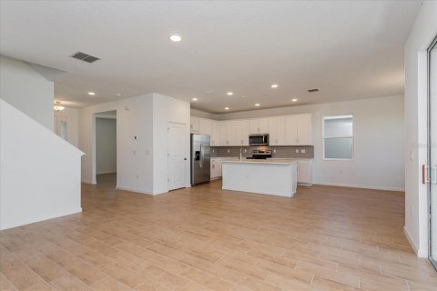 Villa ou maison à vendre à Lady Lake, Floride: 4 chambres, 232.26 m2 № 1904274 - photo 6