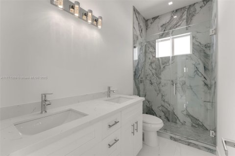 Купить виллу или дом в Ки-Ларго, Флорида 4 спальни, № 1960969 - фото 11