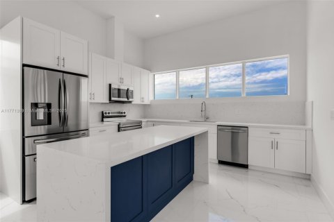 Купить виллу или дом в Ки-Ларго, Флорида 4 спальни, № 1960969 - фото 4