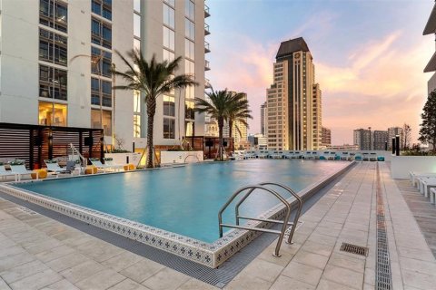 Apartamento en alquiler en Saint Petersburg, Florida, 1 dormitorio, 56.76 m2 № 1306949 - foto 12
