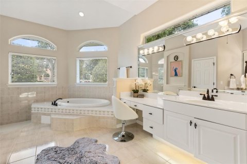 Casa en venta en Tavares, Florida, 4 dormitorios, 314.1 m2 № 2149524 - foto 23