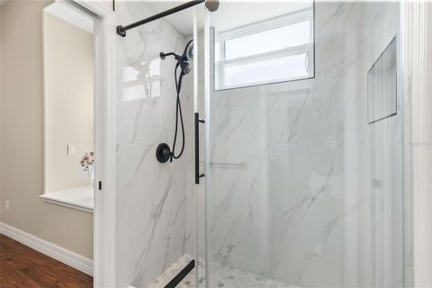 Casa en venta en Tavares, Florida, 4 dormitorios, 314.1 m2 № 2149524 - foto 30