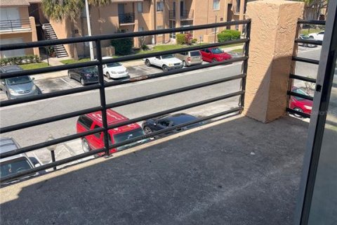 Condominio en alquiler en Orlando, Florida, 2 dormitorios, 86.77 m2 № 2117938 - foto 4