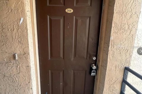 Condominio en alquiler en Orlando, Florida, 2 dormitorios, 86.77 m2 № 2117938 - foto 14