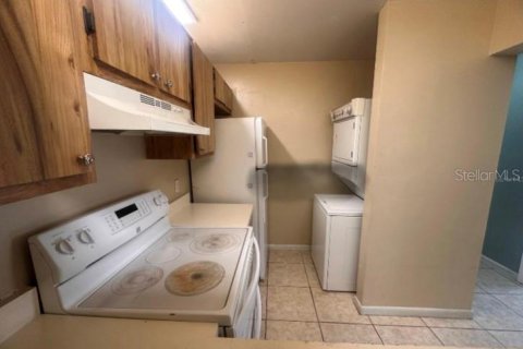Condominio en alquiler en Orlando, Florida, 2 dormitorios, 86.77 m2 № 2117938 - foto 12