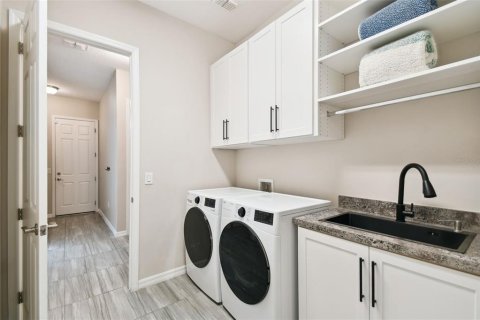 Casa en venta en Winter Garden, Florida, 4 dormitorios, 239.97 m2 № 1848211 - foto 30
