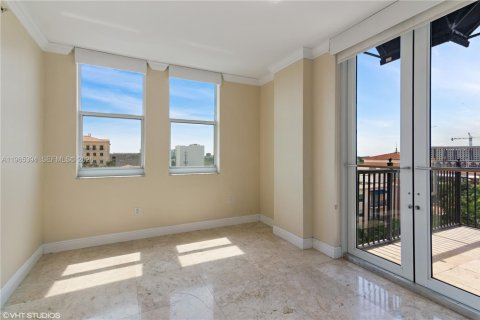 Copropriété à louer à Coral Gables, Floride: 3 chambres, 104.52 m2 № 2027010 - photo 4