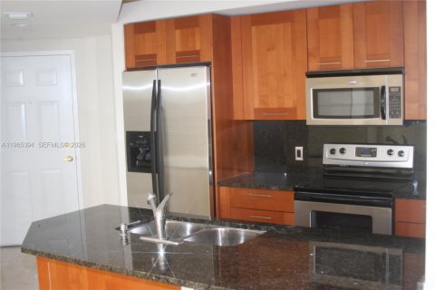 Copropriété à louer à Coral Gables, Floride: 3 chambres, 104.52 m2 № 2027010 - photo 2