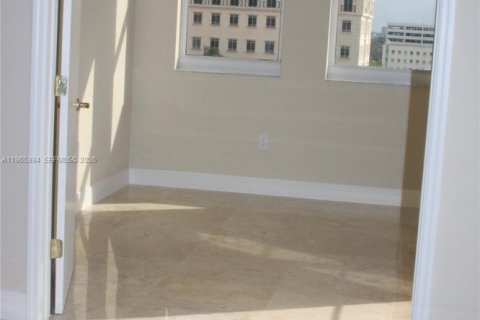 Copropriété à louer à Coral Gables, Floride: 3 chambres, 104.52 m2 № 2027010 - photo 14