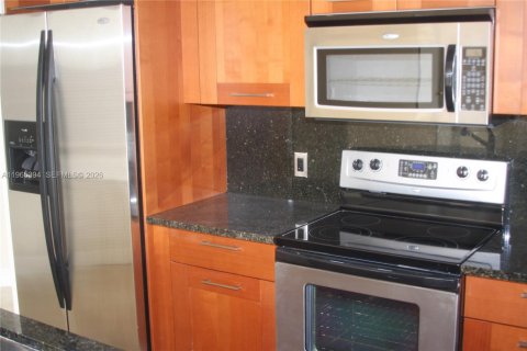 Copropriété à louer à Coral Gables, Floride: 3 chambres, 104.52 m2 № 2027010 - photo 7