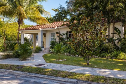 Casa en alquiler en Miami, Florida, 2 dormitorios, 96.15 m2 № 1968967 - foto 6