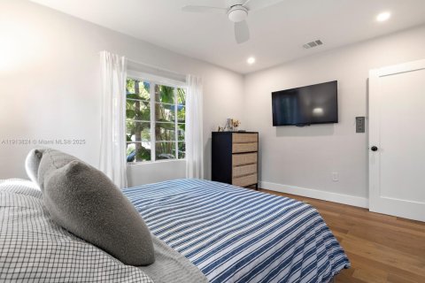 Casa en alquiler en Miami, Florida, 2 dormitorios, 96.15 m2 № 1968967 - foto 22