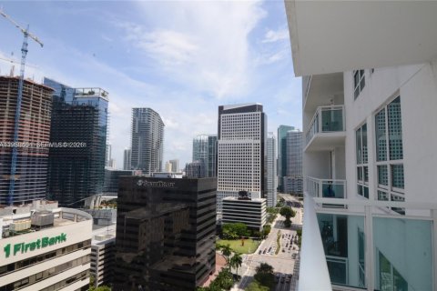 Condo in Miami, Florida, 1 bedroom  № 2017968 - photo 7