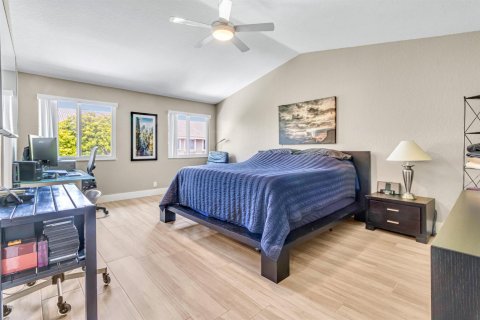 Townhouse in Lighthouse Point, Florida 3 bedrooms, 172.52 sq.m. № 2189868 - photo 22