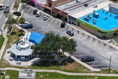 Immobilier commercial à vendre à Sarasota, Floride: 171.31 m2 № 1769164 - photo 3