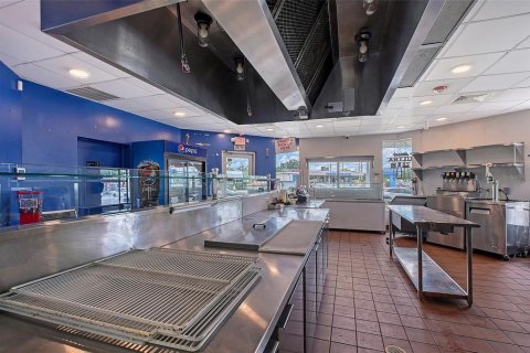 Immobilier commercial à vendre à Sarasota, Floride: 171.31 m2 № 1769164 - photo 8