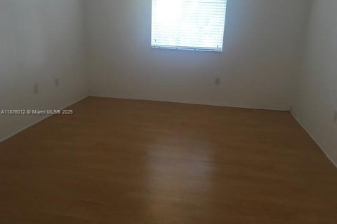 Copropriété à louer à Miami, Floride: 3 chambres, 131.92 m2 № 1926824 - photo 6