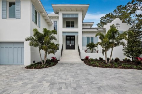 House in Sarasota, Florida 4 bedrooms, 437.66 sq.m. № 1192385 - photo 24